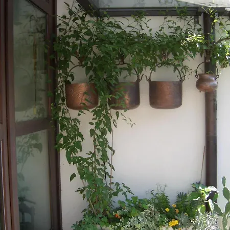 Bed and breakfast Scaccia Pensieri 3*